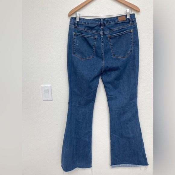 Judy Blue Flare Jeans Size 32 - Picture 4 of 6